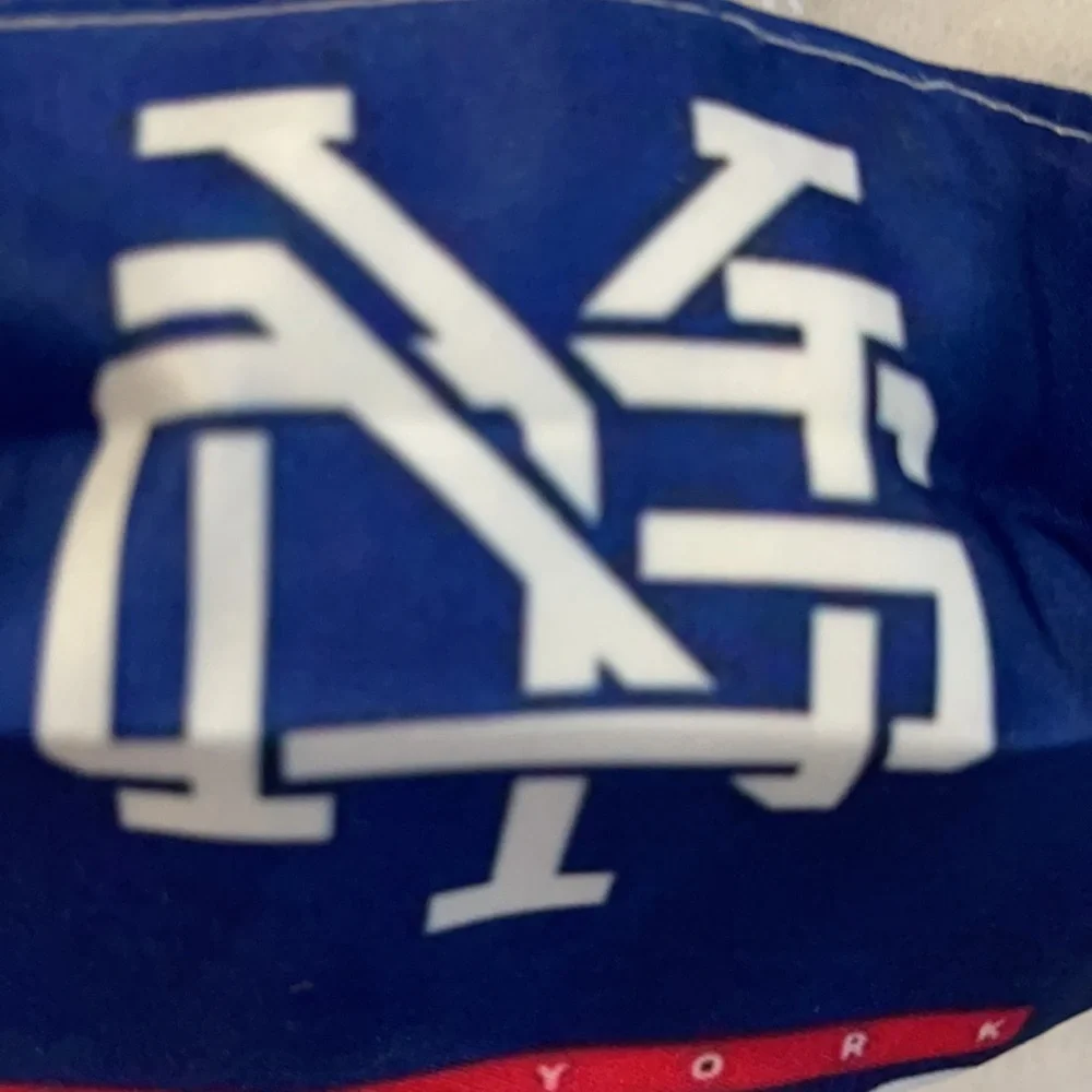6/$20 New York Giants face mask